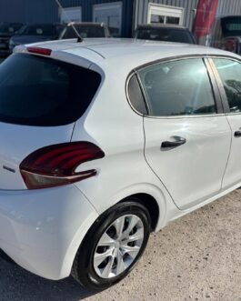 Peugeot 208 2016